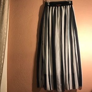 Black and white stripped Maxi skirt