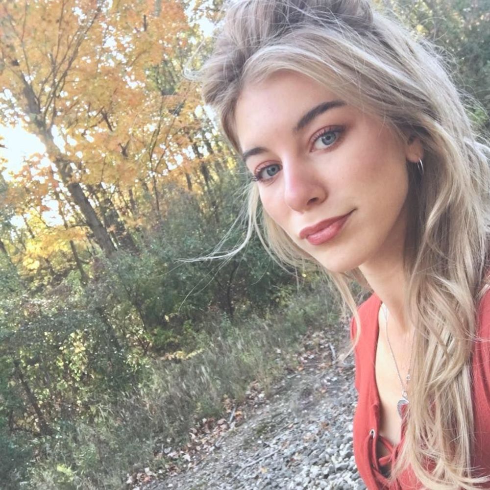 Meet your Posher, Tess