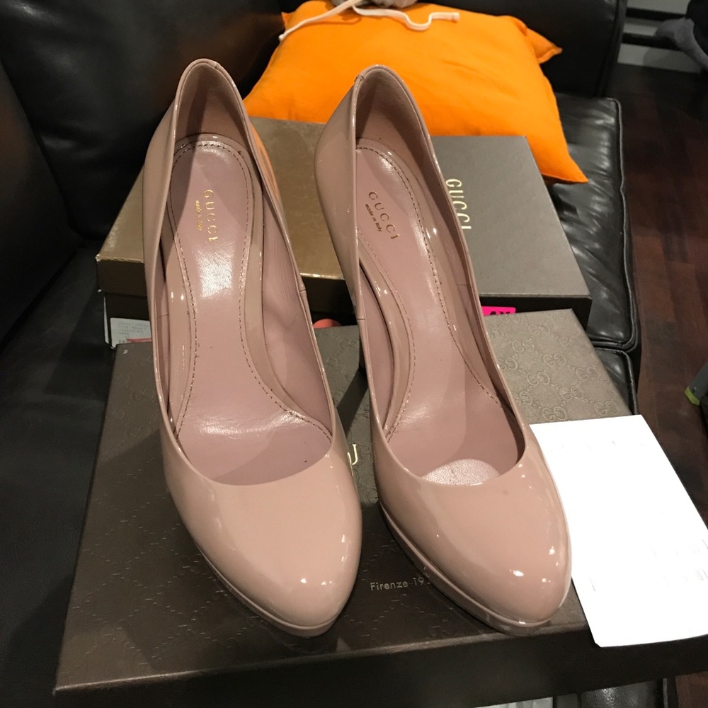 Gucci platform pumps 41 1/2