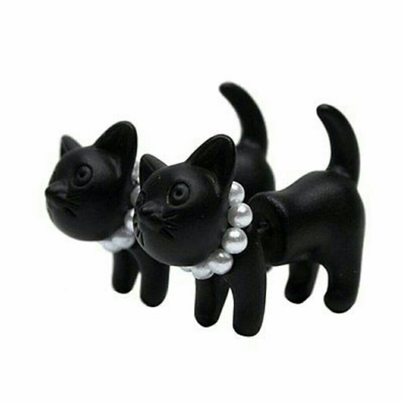 Black Cat 3-D Earrings - Picture 1 of 2