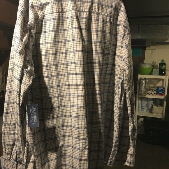Button down flannel long sleeve shirt - Picture 3 of 3