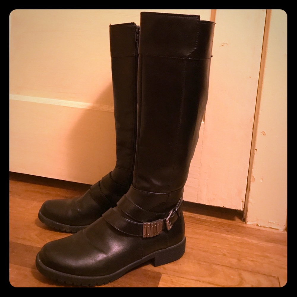Black knee high boots