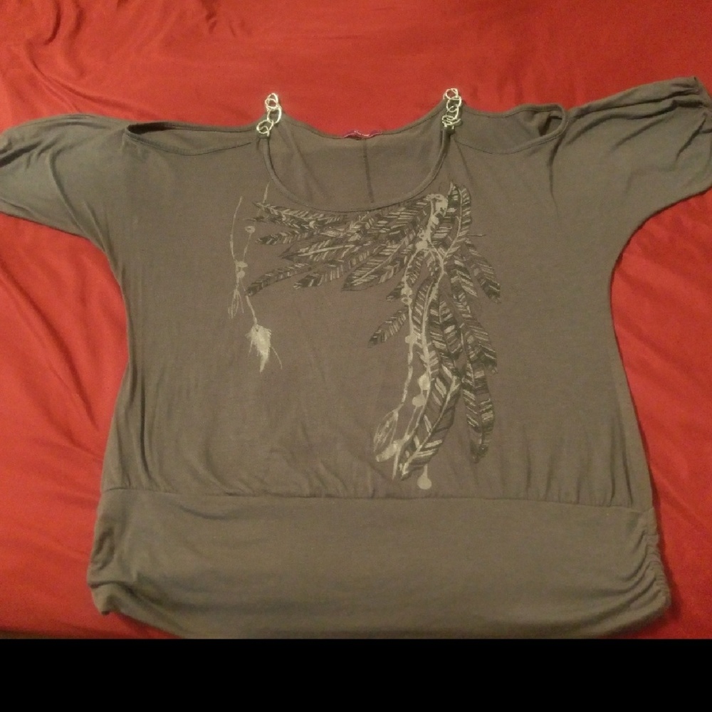 Gray cut off shoulders top - 1x