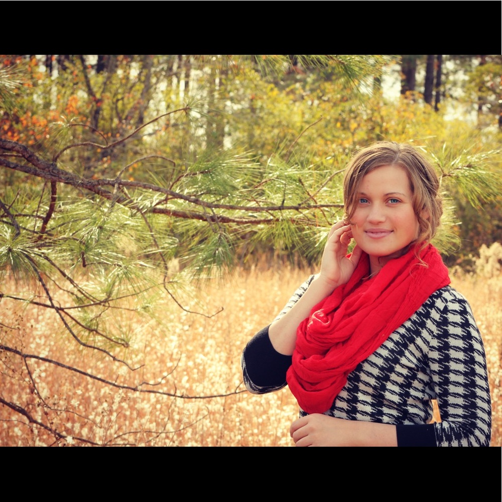 Meet your Posher, Sela