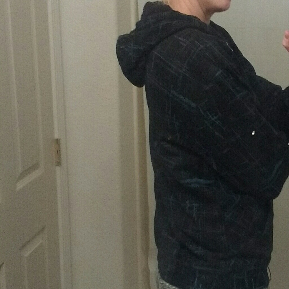 Volcom jacket - Picture 2 of 4