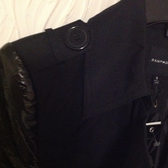 NWT Rampage classy above  knee jacket . Fabric/faux shiny leather.S,M - Picture 3 of 8