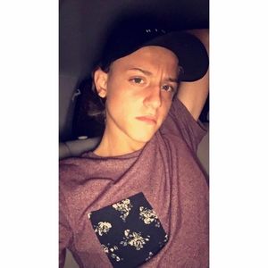 Meet your Posher, Elias