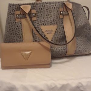 Guess Delaney Classic Tote with wallet