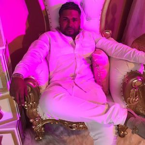 Meet your Posher, Samuel