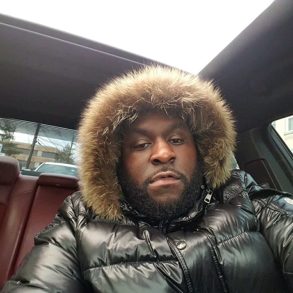 Meet your Posher, Thomas