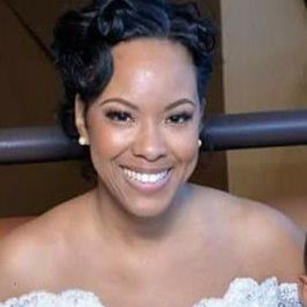 Meet your Posher, Ebony