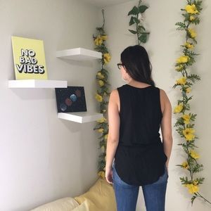 Black long shirt🖤!