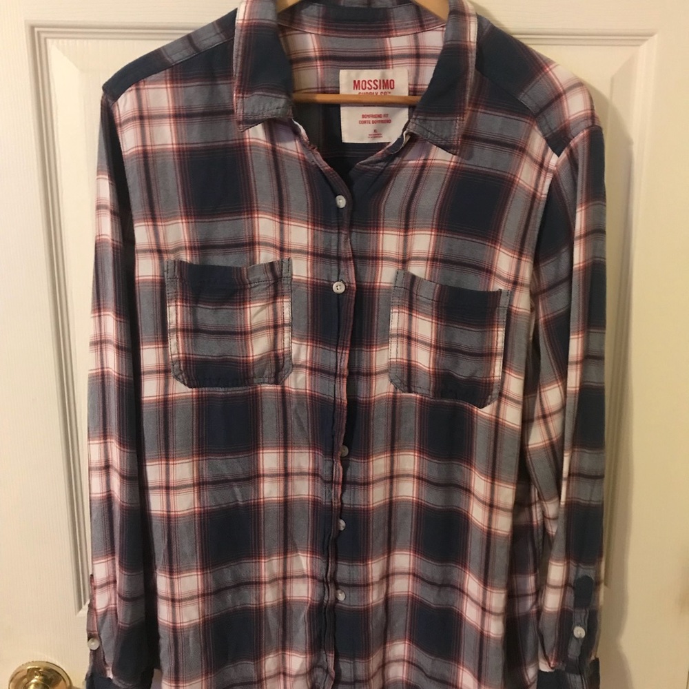 Women’s flannel long sleeve
