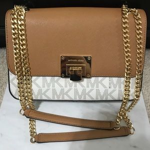 Brand NWT MK Vanilla/Acorn Tina Shoulder/Crossbody
