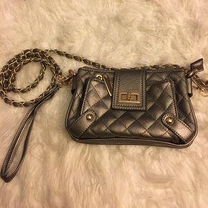 BRAND NEW- crossbody/wristlet purse