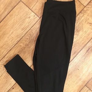 Black exertek leggings large