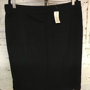 NWT Ann Taylor pencil skirt black