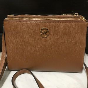 Brand NWT MK Luggage Brown Fulton Snap Crossbody