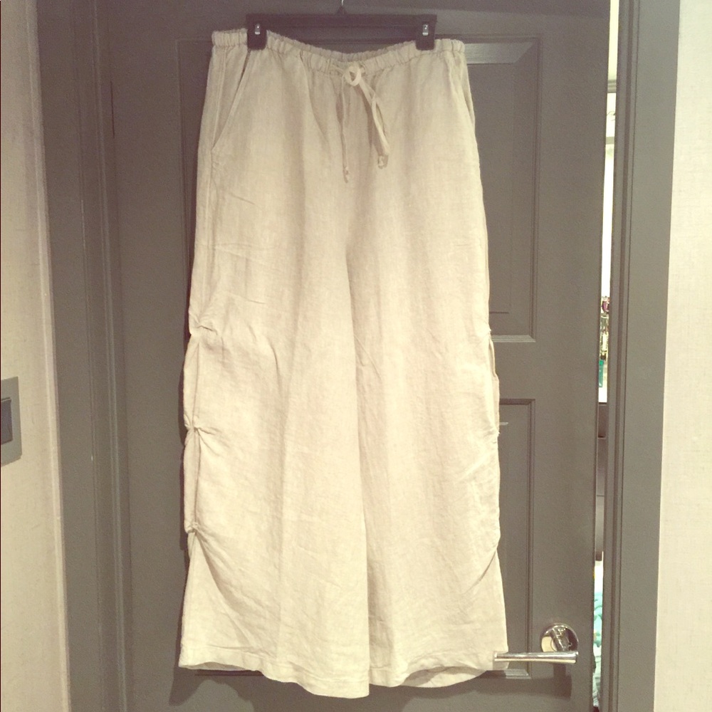 Super cute wide loose linen pants😎💥REDUCED 💥