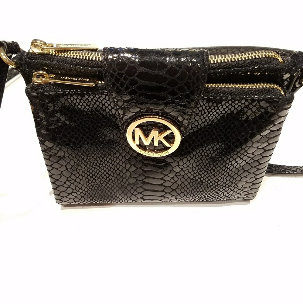Michael Kors Black Snakeskin Crossbody Purse