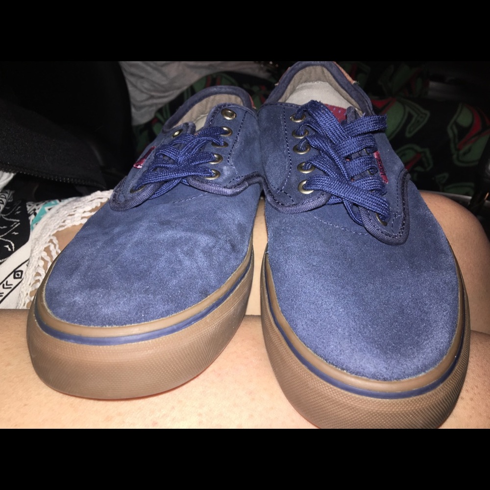 Navy blue vans!!💙