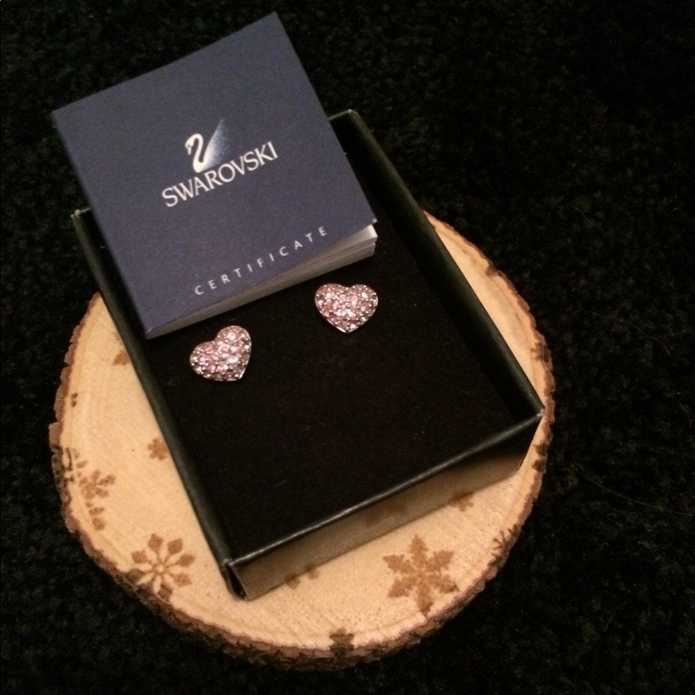 Swarovski Crystal Pink Heart Earrings 💗