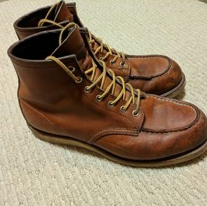 Red wings moc heritage boots