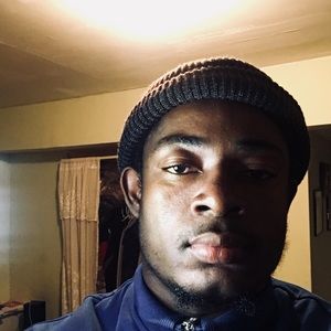 Meet your Posher, Emmanuel