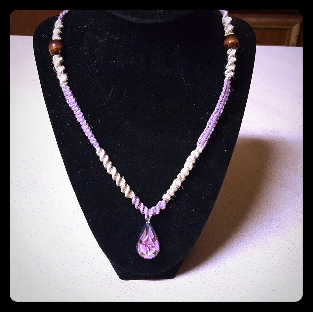 Lite purple and naturl hemp with pink flower glass