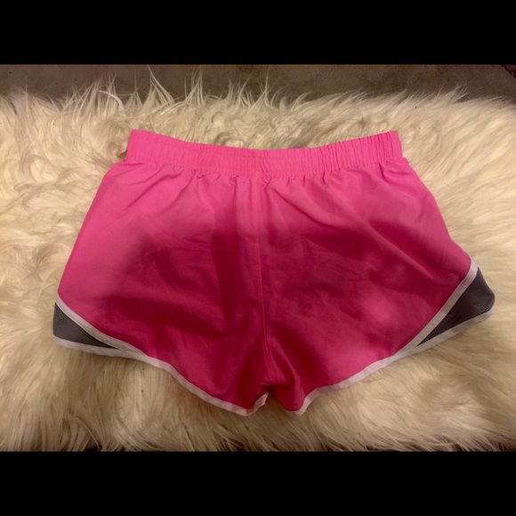 UA Running Shorts - Picture 4 of 4