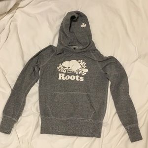 Roots sweatshirt
