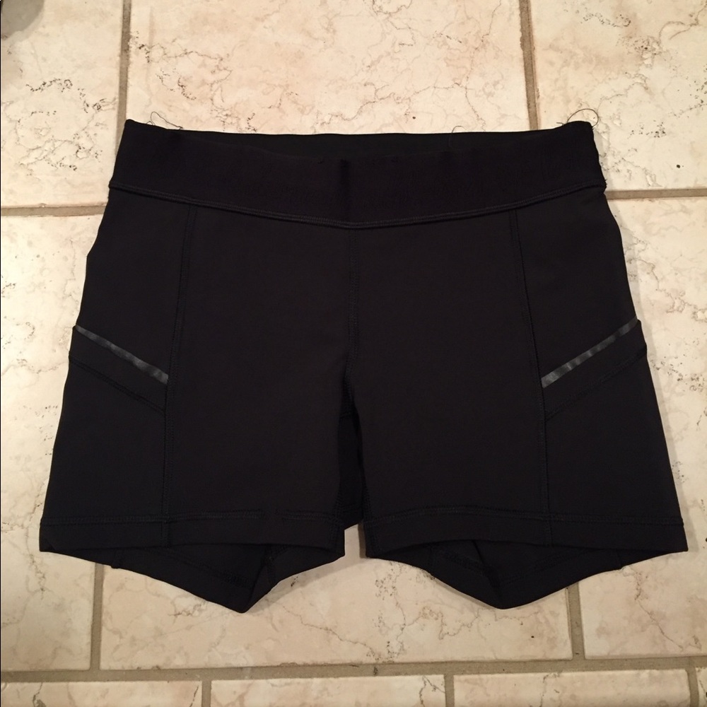 Lululemon bike short