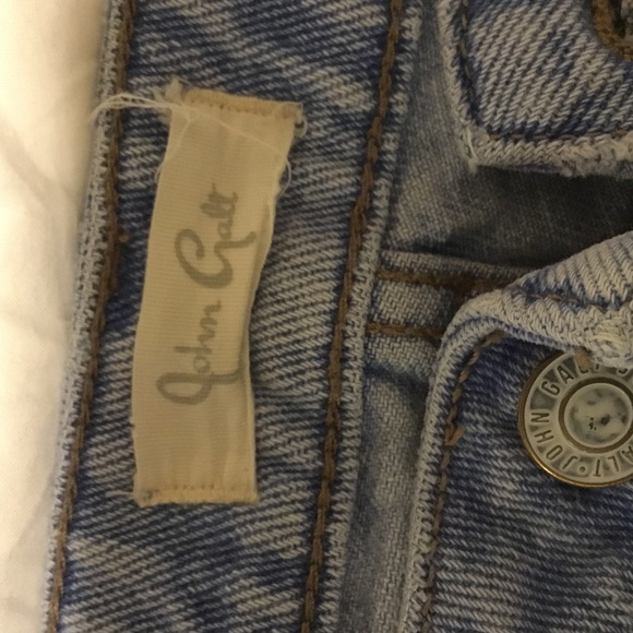 Brandy Melville mom jeans - Picture 2 of 3