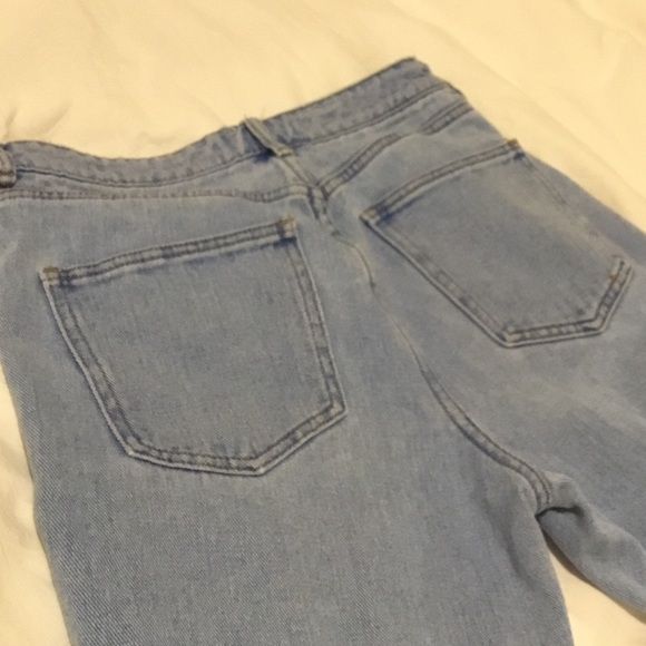 Brandy Melville mom jeans - Picture 3 of 3