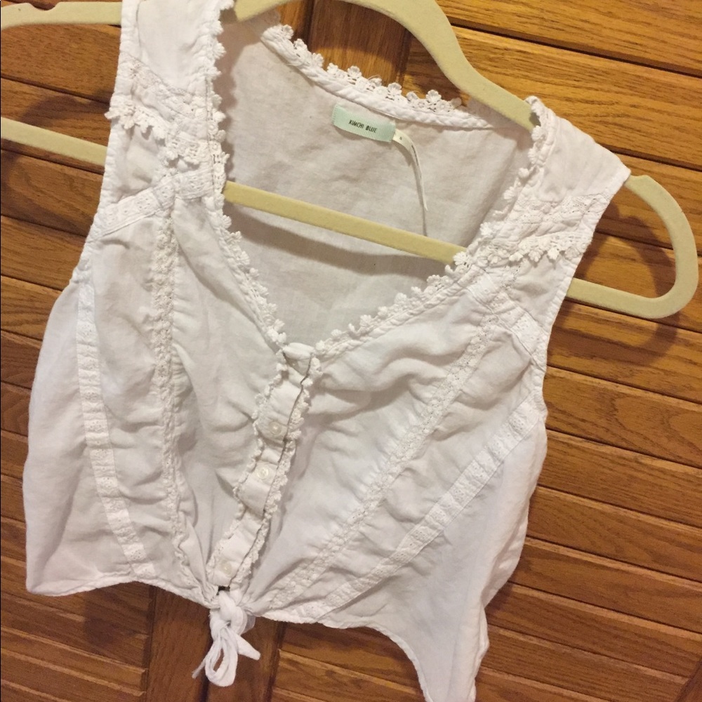 womens white crop top. small. urban outfitters