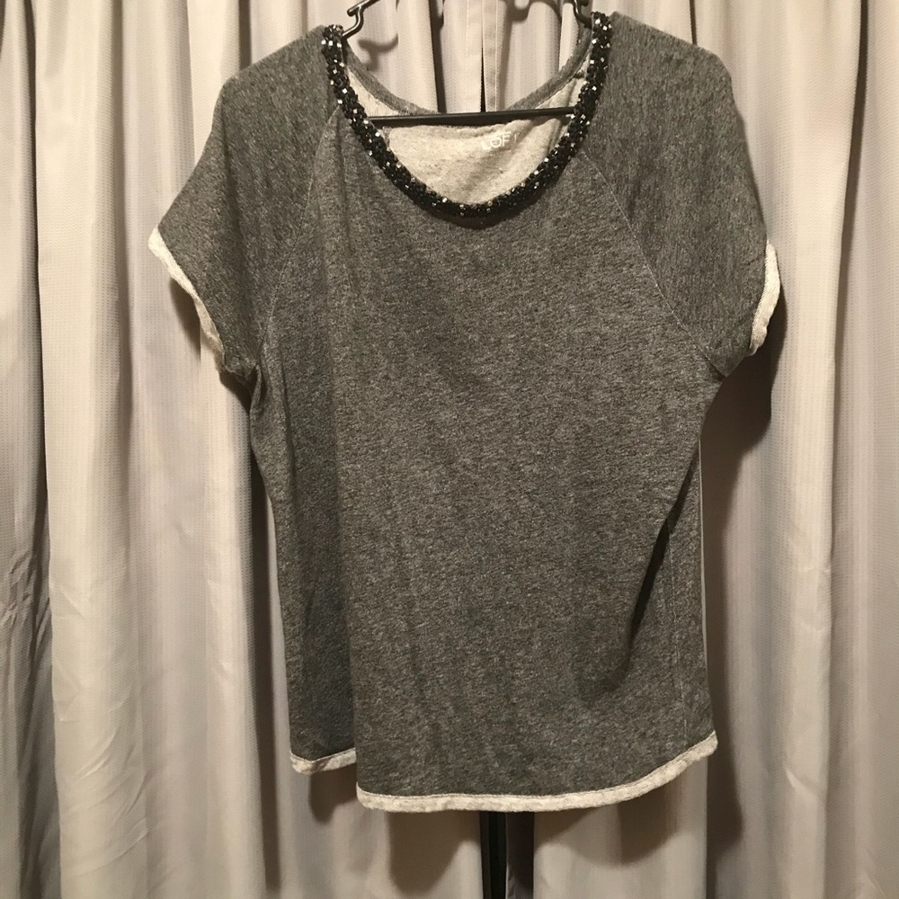 Grey top