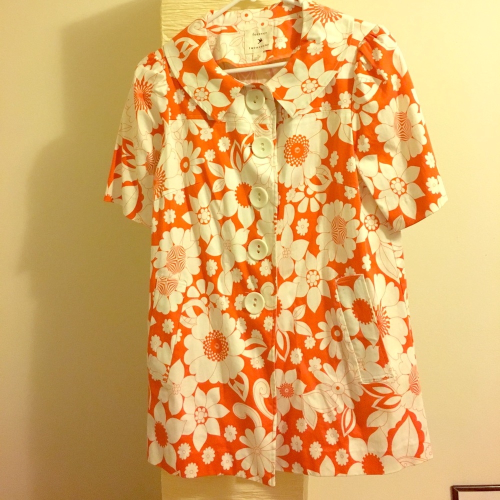 Super cute floral short-sleeved car coat