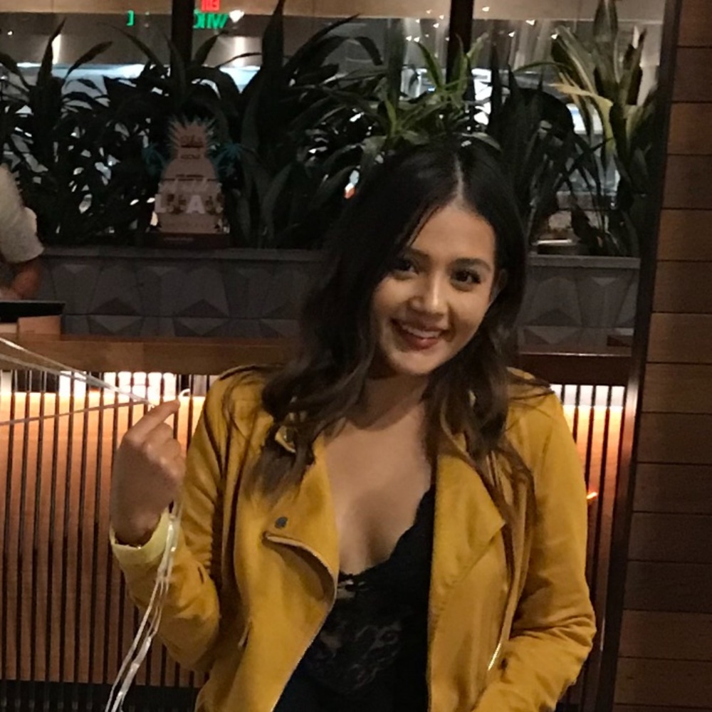 Meet your Posher, Christina