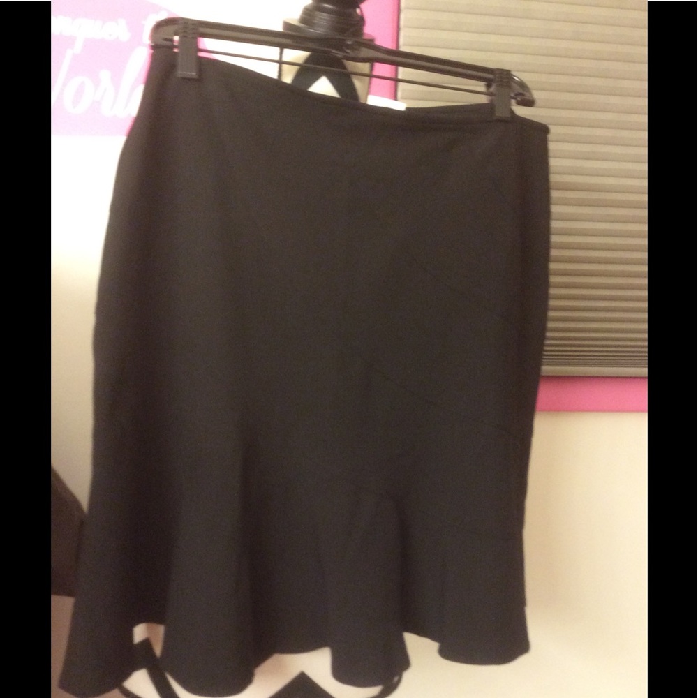 Black skirt