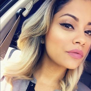 Meet your Posher, Mayra