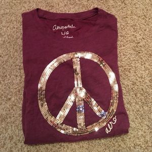 Super cute peace sign shirt! ☮️
