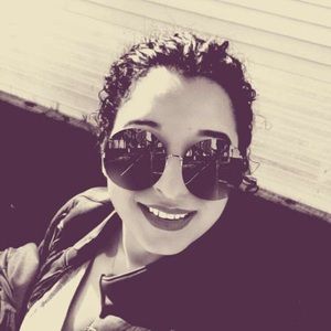 Meet your Posher, Dana