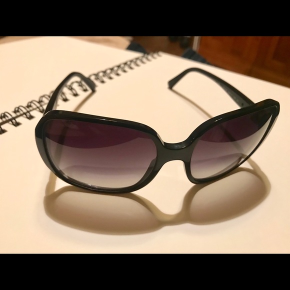 Chanel Sunglasses ***AUTHENTIC*** - Picture 2 of 8