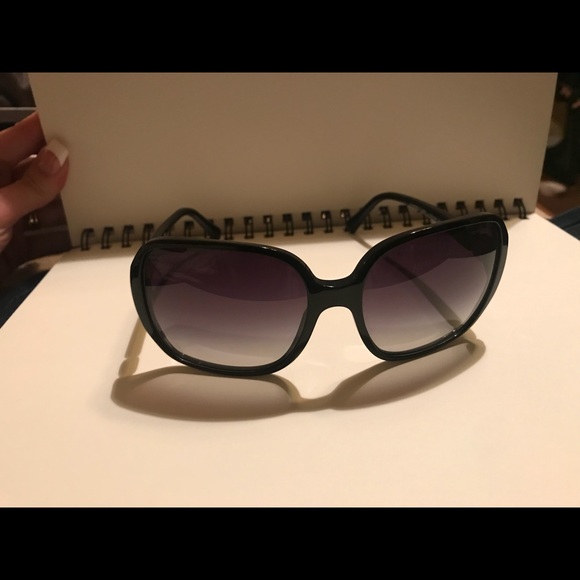 Chanel Sunglasses ***AUTHENTIC*** - Picture 3 of 8