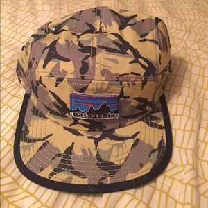 Patagonia men’s hat.