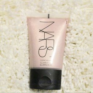 NARS Illuminator in Copabana