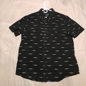 American Eagle Short Sleeve Button Down