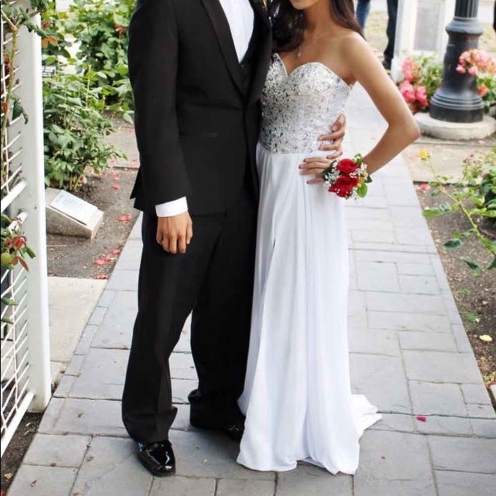 Elegant beaded ball gown (promgirl.com)