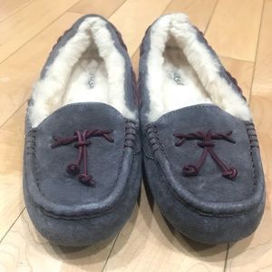 Sale! NWOT UGG Moccasins Size 8