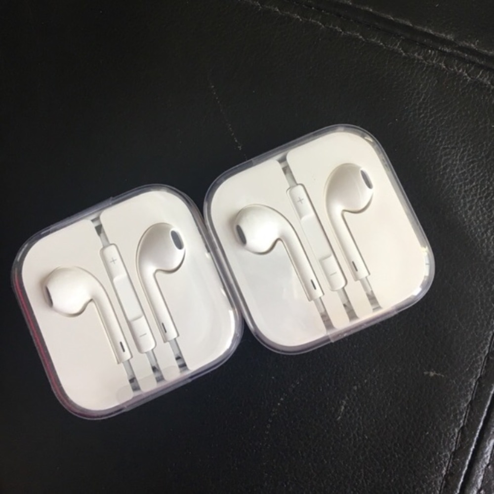 Brand new oem Apple by California